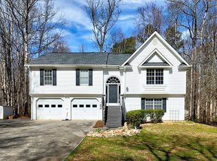 21 SE Moonlight Dr, Acworth, GA 30102