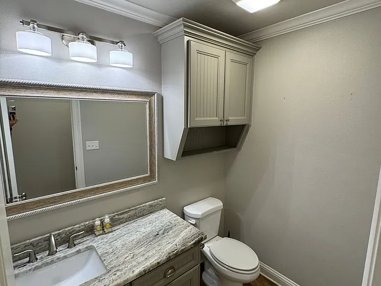 470 Long Acre Dr — Photo 12