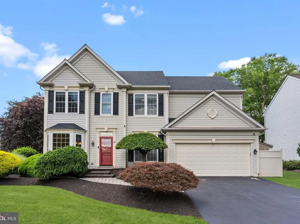28 Susanna Way, Newtown, PA 18940