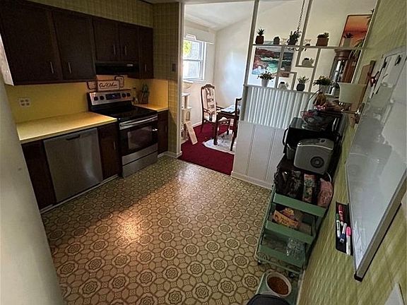 5th image of 1633 Tallwood Ct