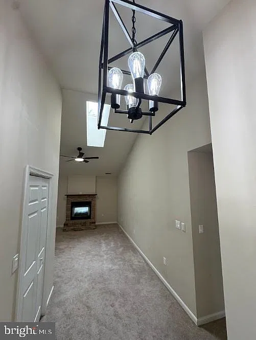 3 bed, 2.0 bath, 1665 sqft, $2,400 — Photo 3