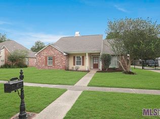 5232 River Meadow Dr, Baton Rouge, LA 70820