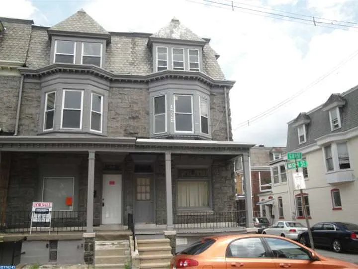 217 S 8th St photo 1