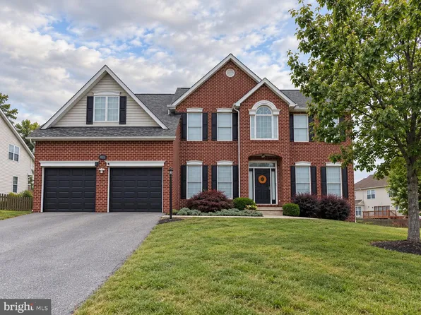 13558 Pulaski Dr, Hagerstown, MD 21742