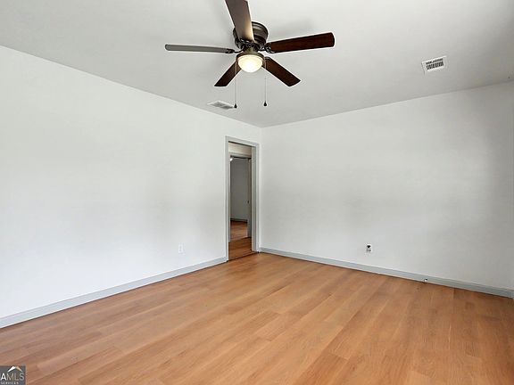 5th image of 5256 Eubanks Dr