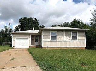 621 Bradley Cir, Midwest City, OK 73110