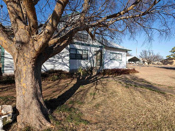 2nd image of 280251 Tanglewood Dr