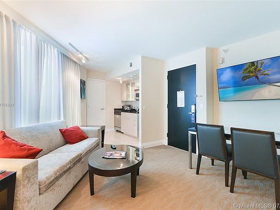 3rd image of 2670 E Sunrise Blvd #702