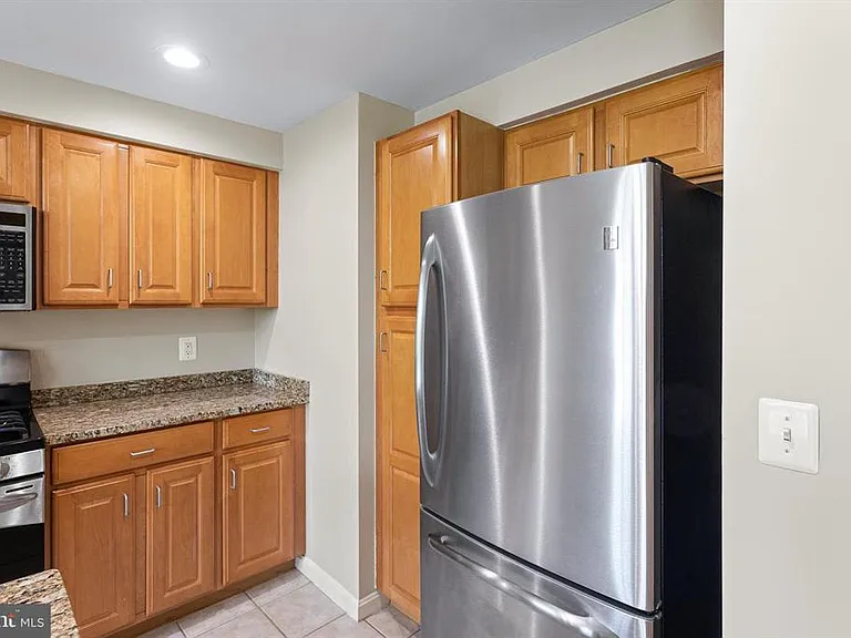 4480 Market Commons Dr #405 — Photo 27