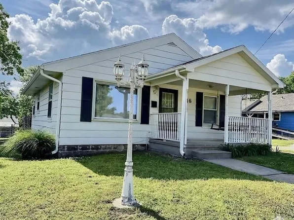 816 S College St, Nevada, MO 64772