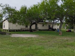 134 County Road 3524, Robstown, TX 78380