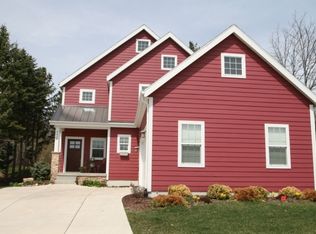 9428 Ancient Oak Ln, Verona, WI 53593