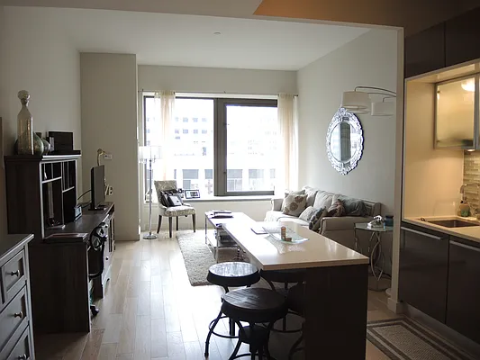 Rented by Bouklis Group | media 24