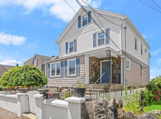 10 Alexander St, Greenwich, CT 06830