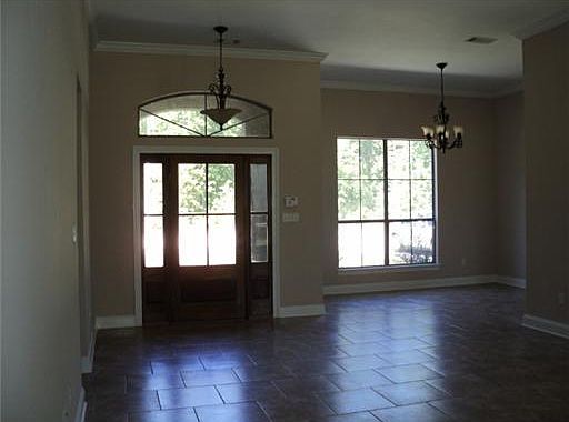 3rd image of 300 Nelson Landing Dr