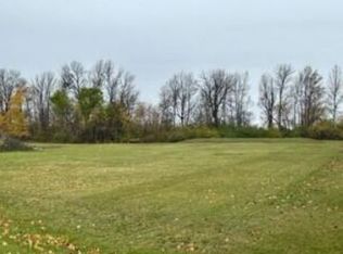 7140 Angel Ct, Two Rivers, WI 54241