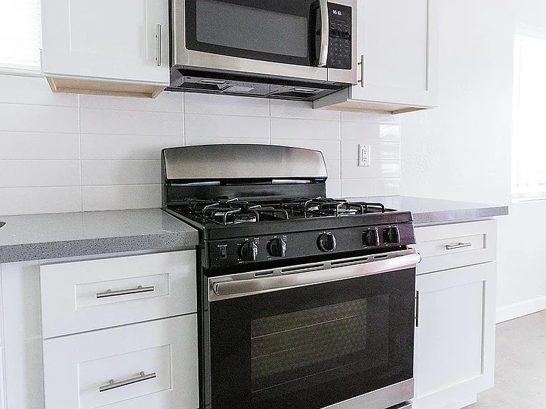 320 W Highland Ave #4 — Photo 6