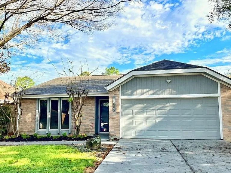 11954 Brook Meadows Ln — Photo 1