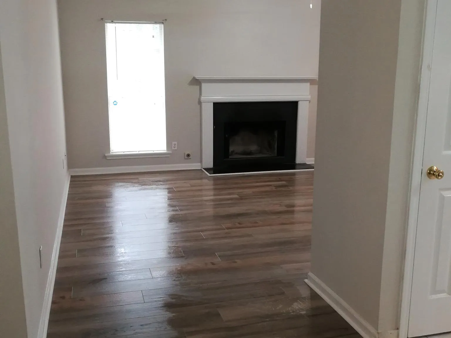 3 bed, 1540 sqft, $1,949 — Photo 2