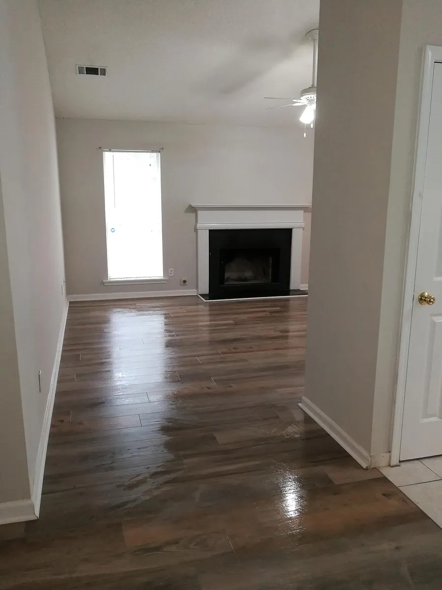 Building Photo - 719 Fernstone Trl