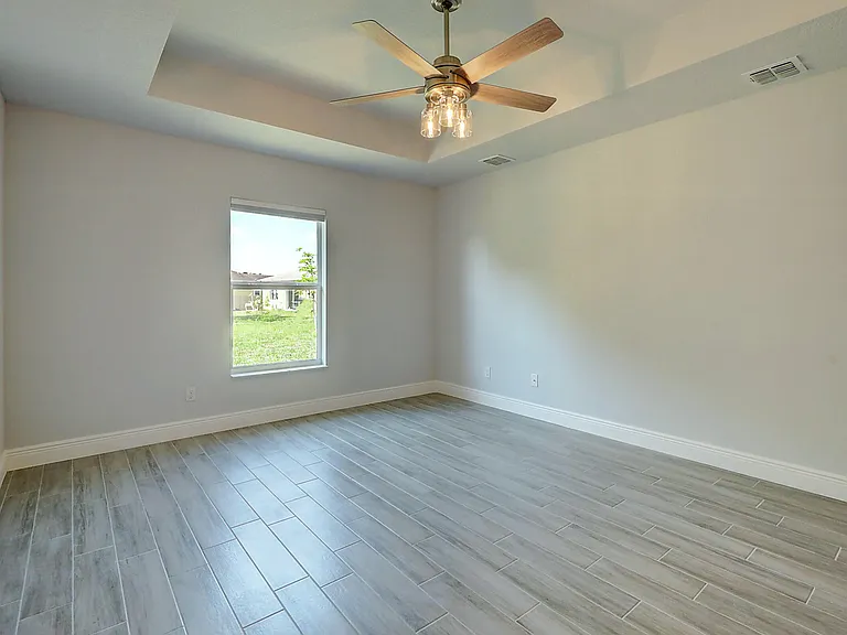 2352 SW Plum Ct — Photo 21