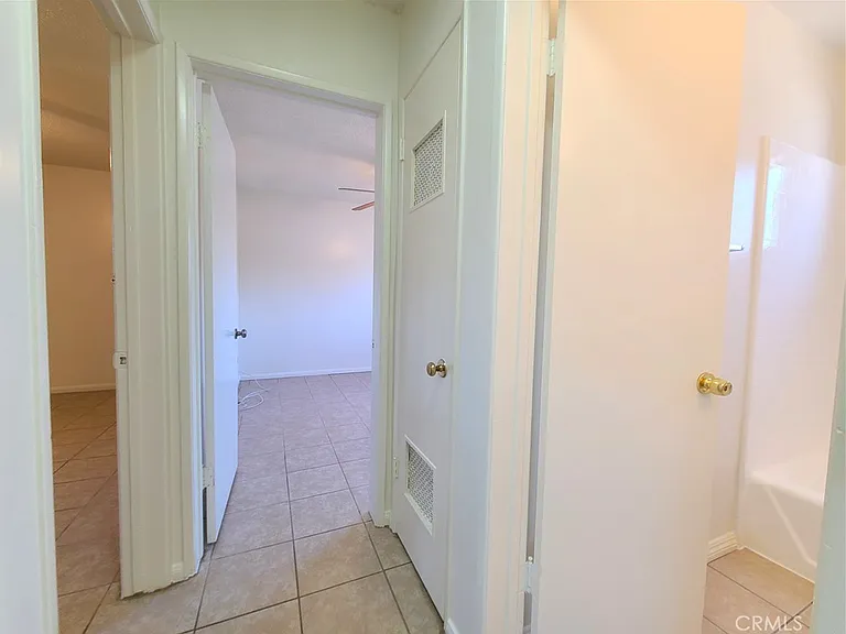 1304 E Central Ave — Photo 15