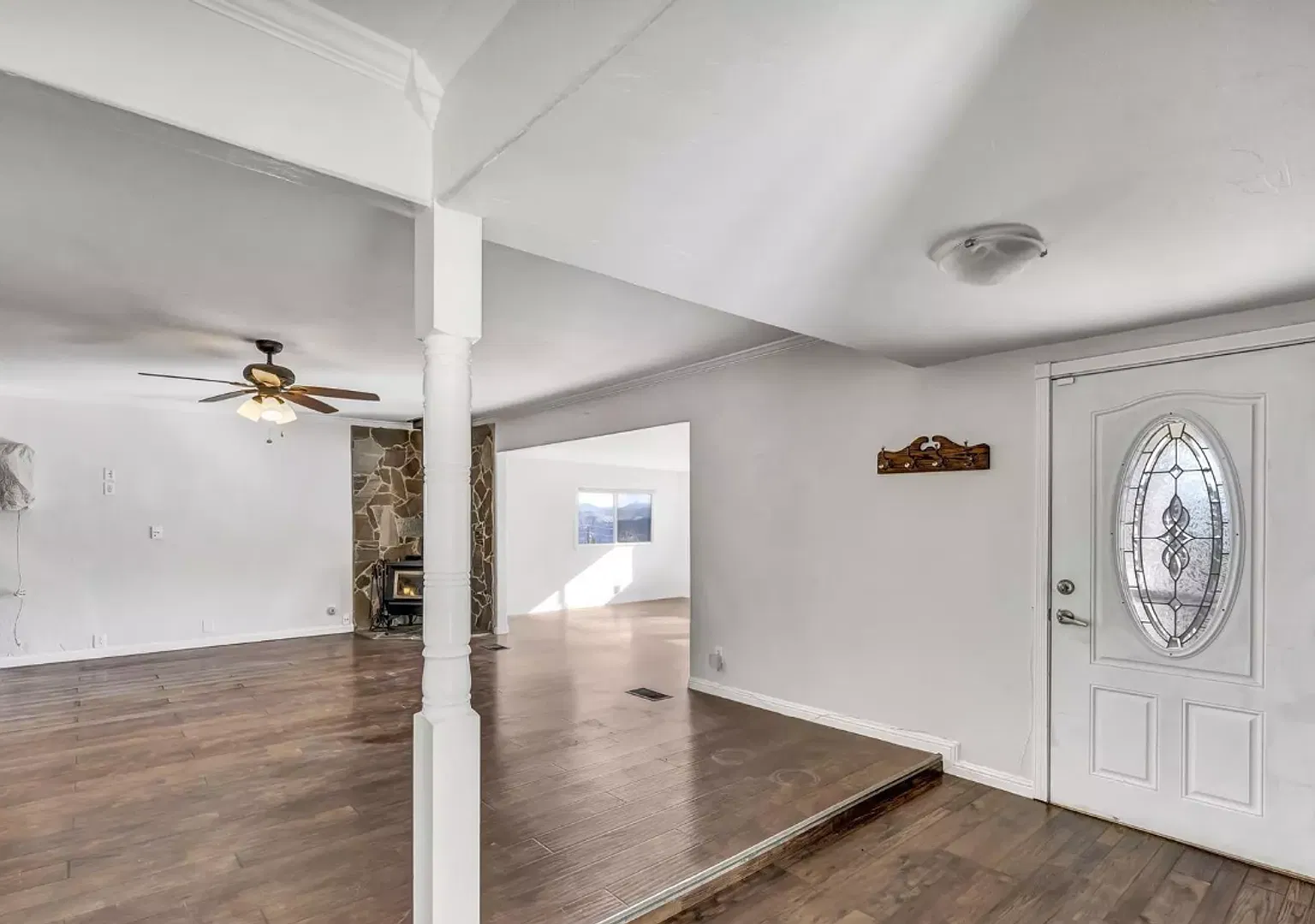 Charming 3-Bedroom Home in Mound House with RV Parking and Horse-Friendly Property — Photo 4