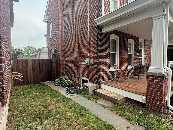 3rd image of 645 N Charlotte St