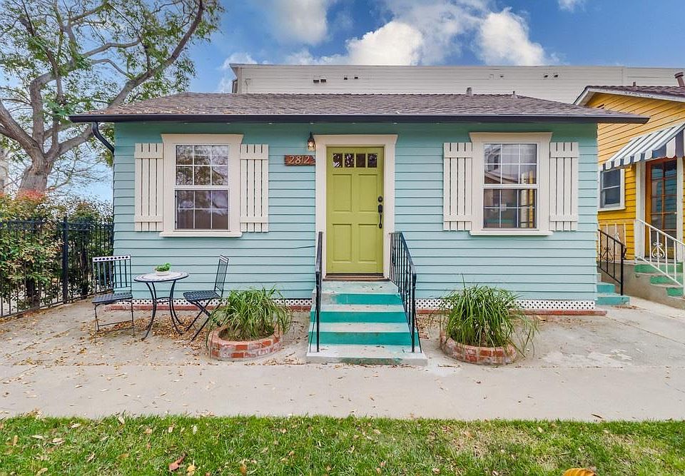 1st image of 2812 B St