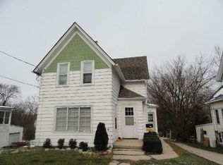 242 W Sumner St, Hartford, WI 53027