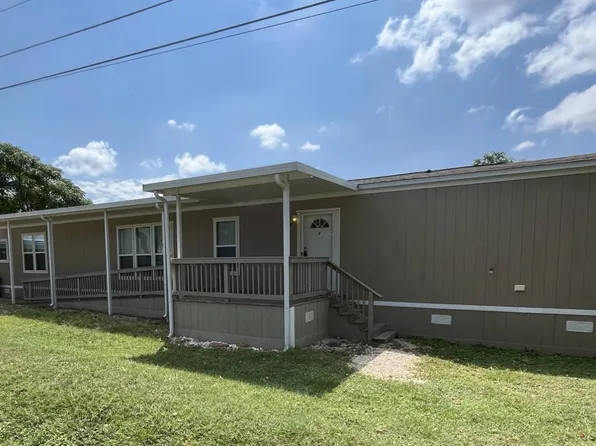 159 Whispering Woods Loop, Kerrville, TX 78028