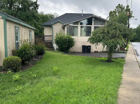 1221 Mount Vernon Ave, Gibbstown, NJ 08027