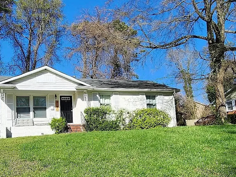 4120 Westcliff Dr — Photo 2