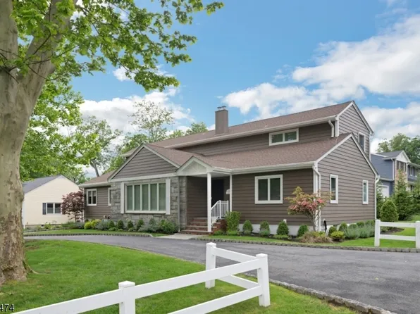 147 Forest Ave, West Caldwell Twp., NJ 07006