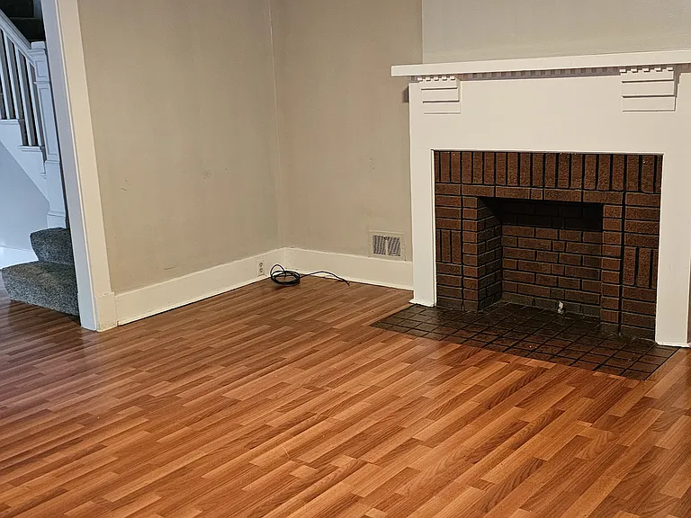 1009 Pittsburgh St #109 — Photo 2