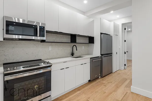 Rented by Rennit Inc. | media 3