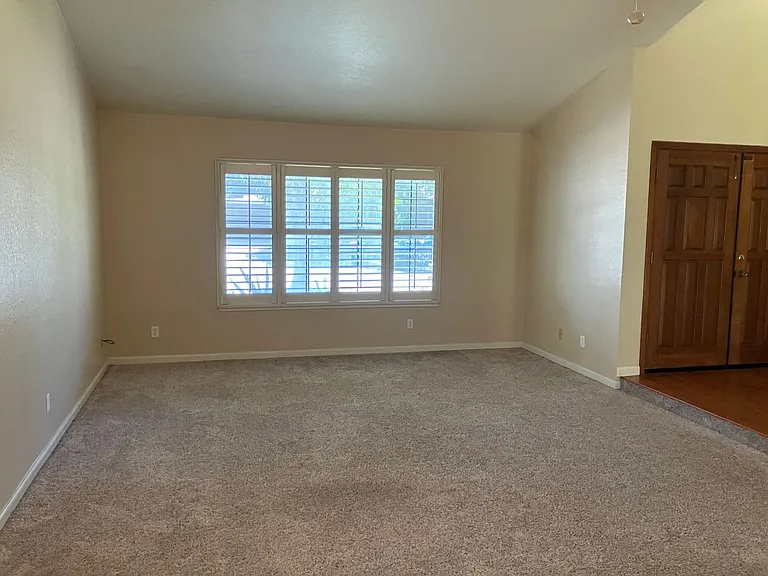 1717 Whippoorwill Ct — Photo 4