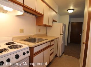 914 20th Avenue Pl #8895513, Coralville, IA 52241