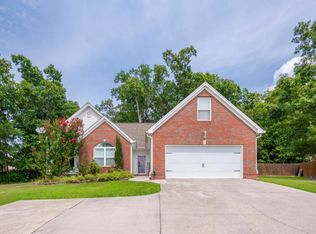 54 Easy St, Ringgold, GA 30736