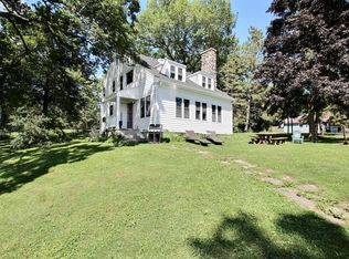 39817 Cedar Ln, Oconomowoc, WI 53066