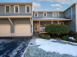 26 Sturbridge Hills Rd, Sturbridge, MA 01566