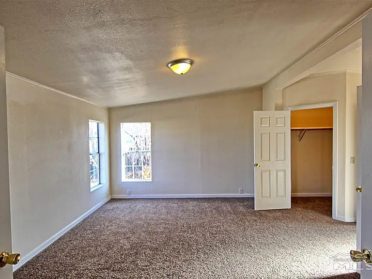 219 Ambee Way — Photo 4