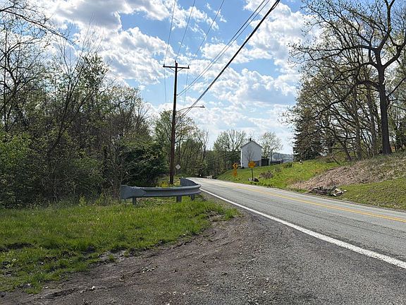 4th image of 1460 Hunter Rd