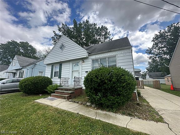 2nd image of 25730 Shoreview Ave