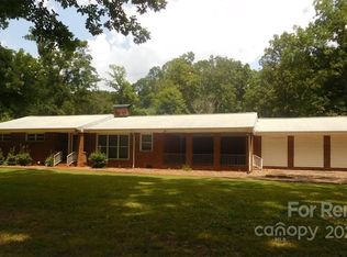 1732 Charles Raper Jonas Hwy, Mount Holly, NC 28120