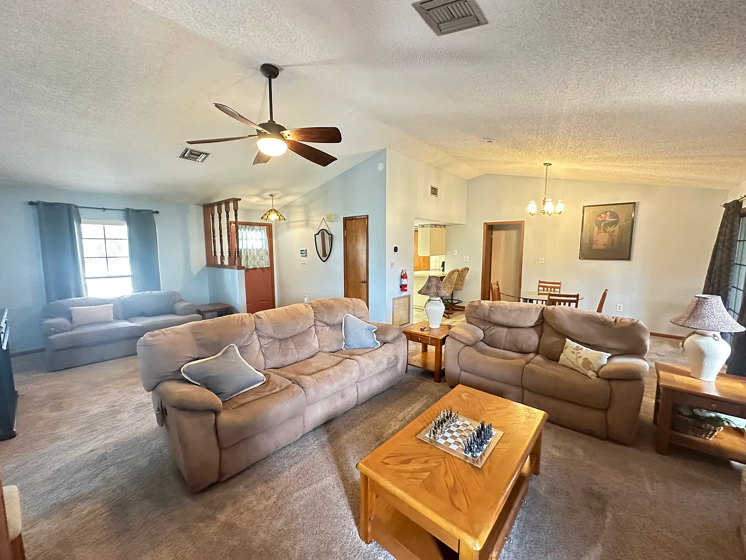 2 bed, 1584 sqft, $2,000 — Photo 4