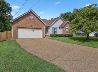 1316 Crestfield Dr, Nashville, TN 37211