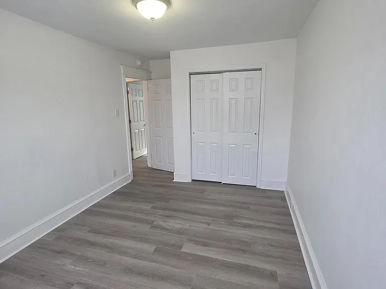 6965 Clinton Rd — Photo 15