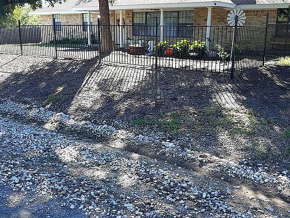 5th image of 319 Pecan Creek Dr