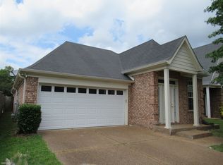 6822 Kerri Valley Ln, Cordova, TN 38018